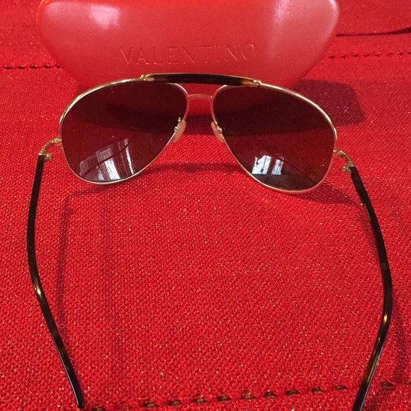 Valentino Made in Italy Crystal Encrusted Gold Frames Oversized Aviators - Picture 4 of 8